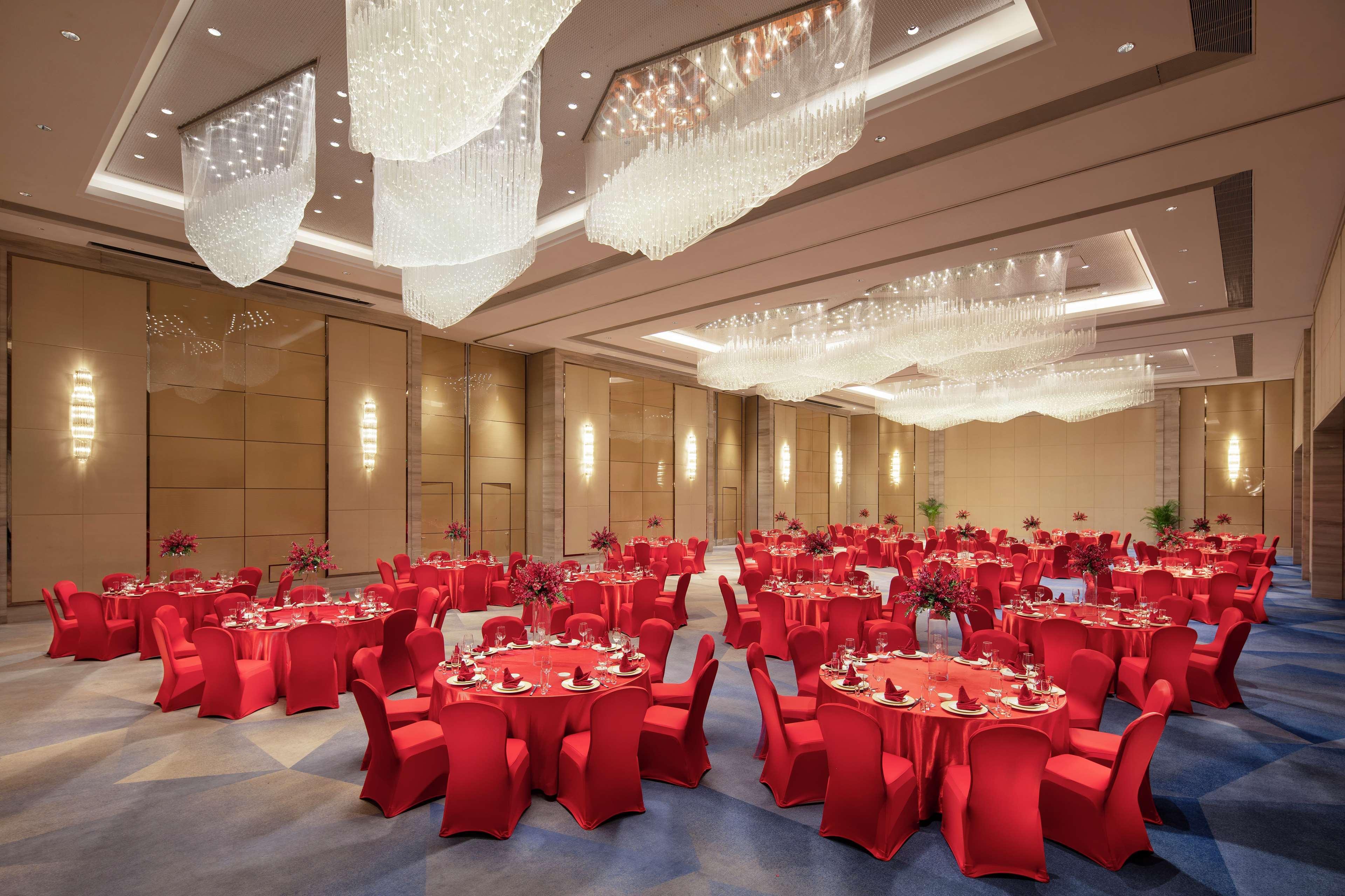 Hilton Shenyang Hotel Exterior photo