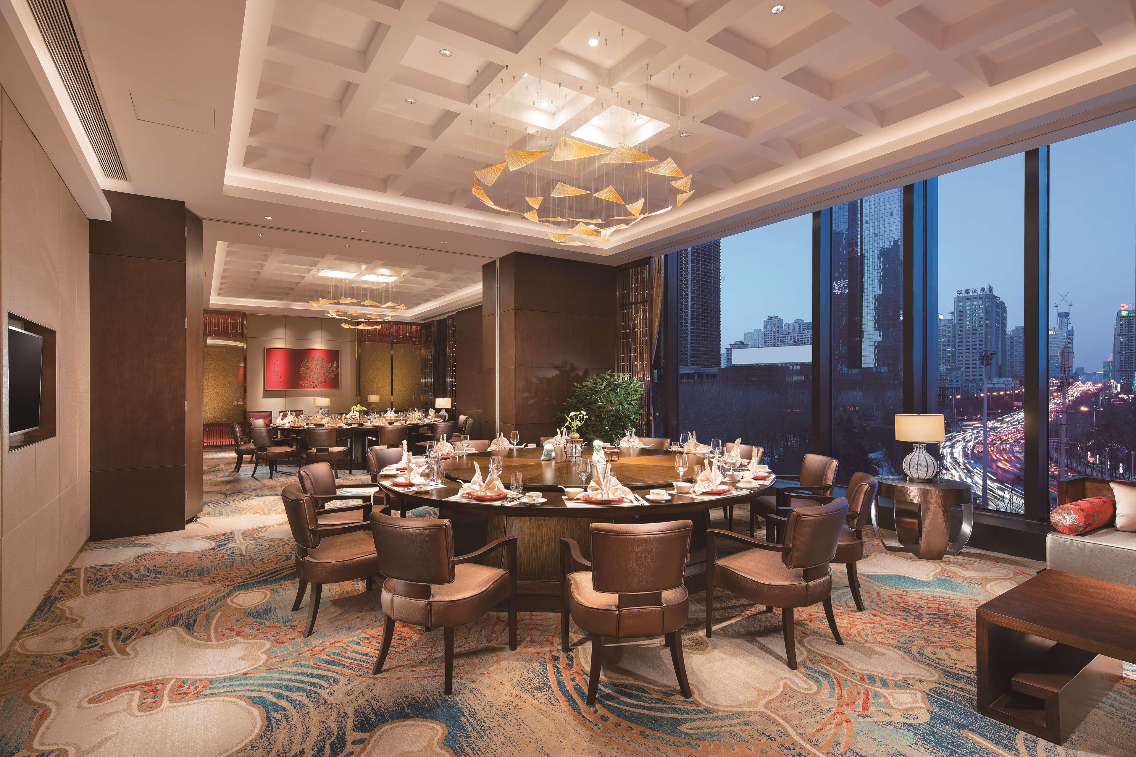 Hilton Shenyang Hotel Exterior photo