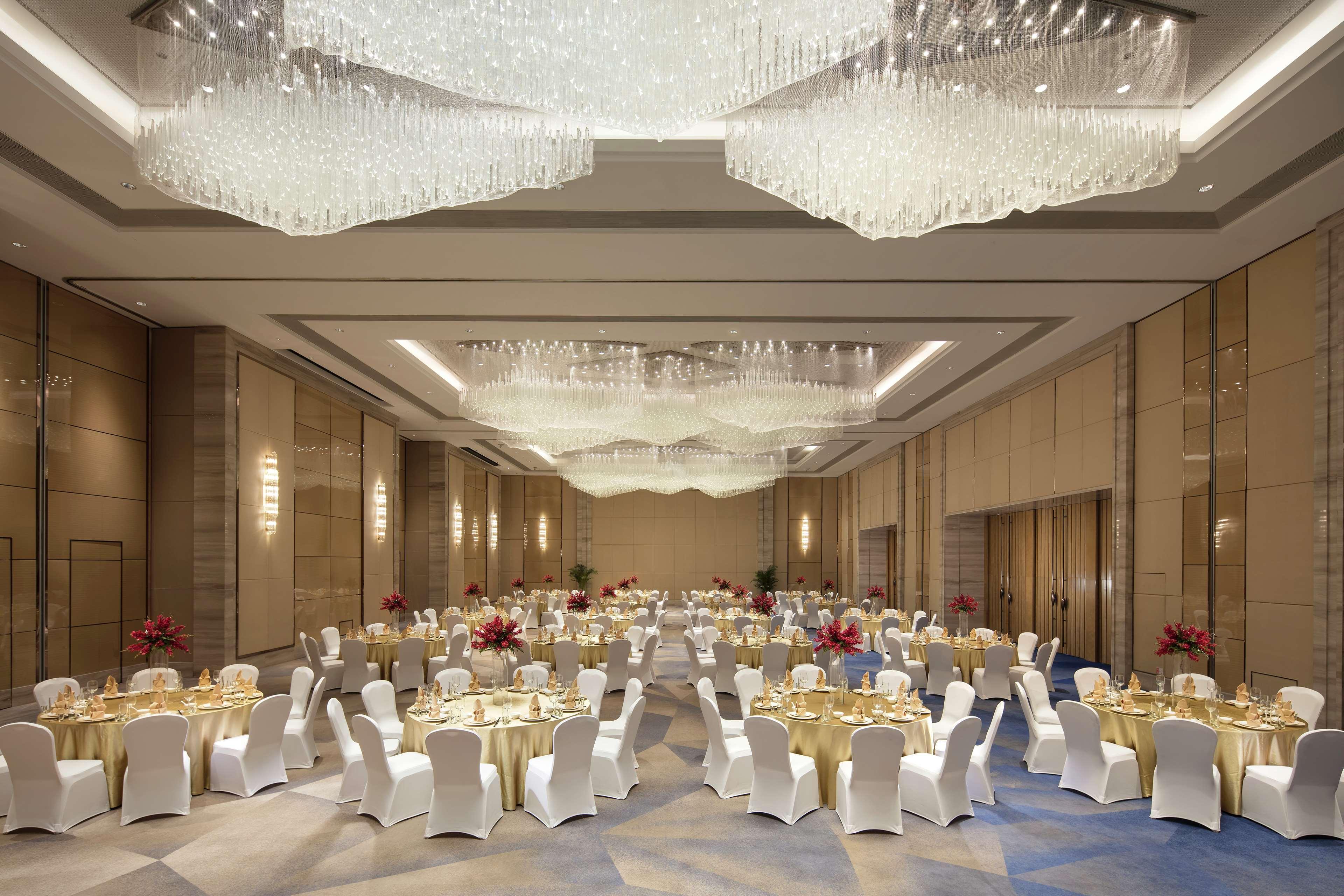 Hilton Shenyang Hotel Exterior photo