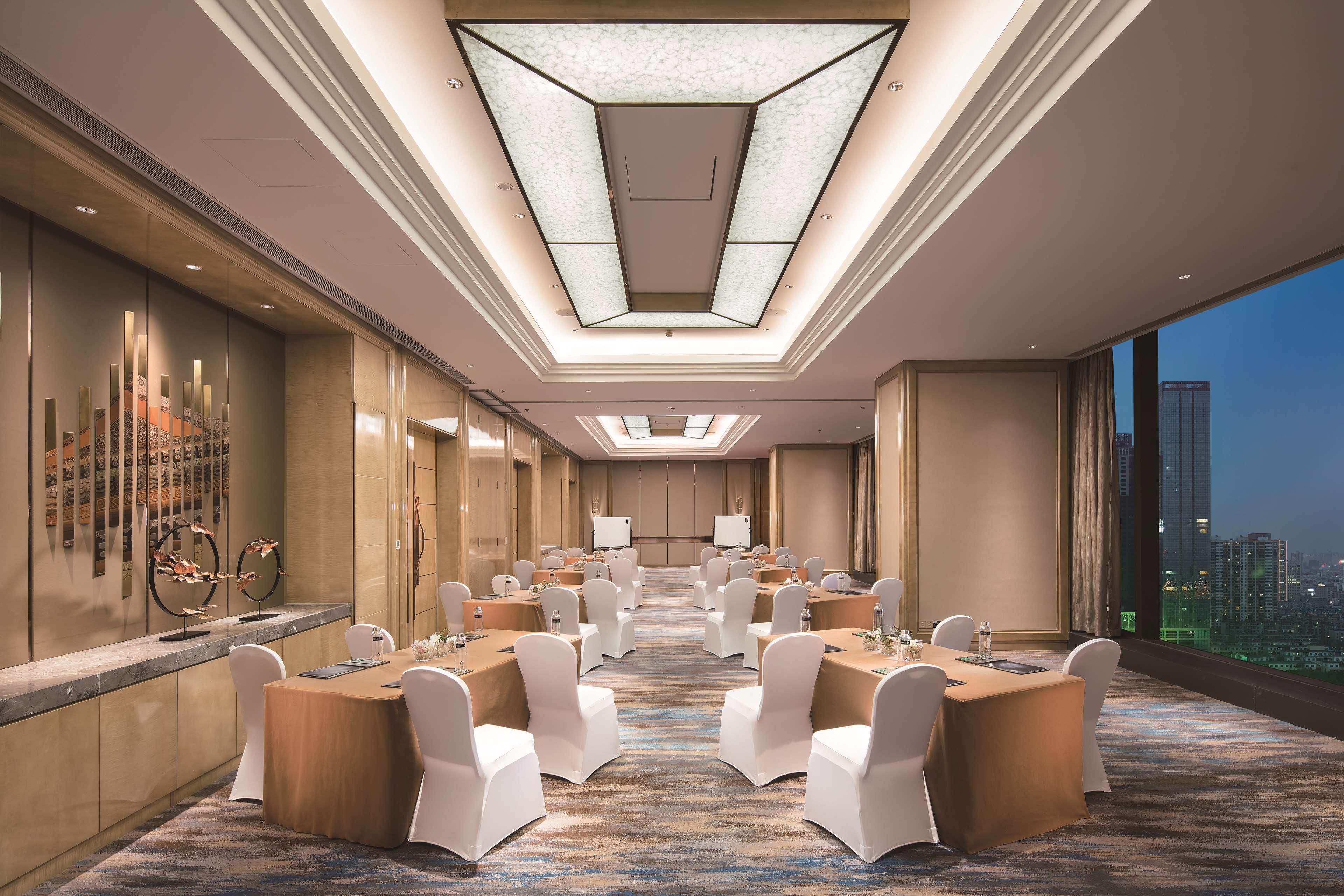 Hilton Shenyang Hotel Exterior photo