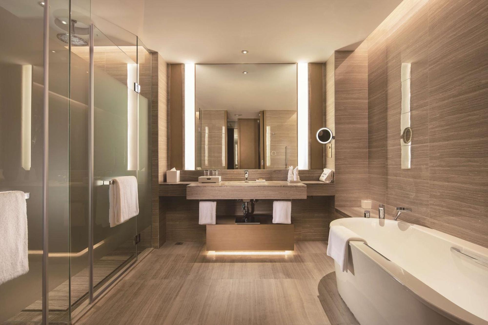 Hilton Shenyang Hotel Exterior photo