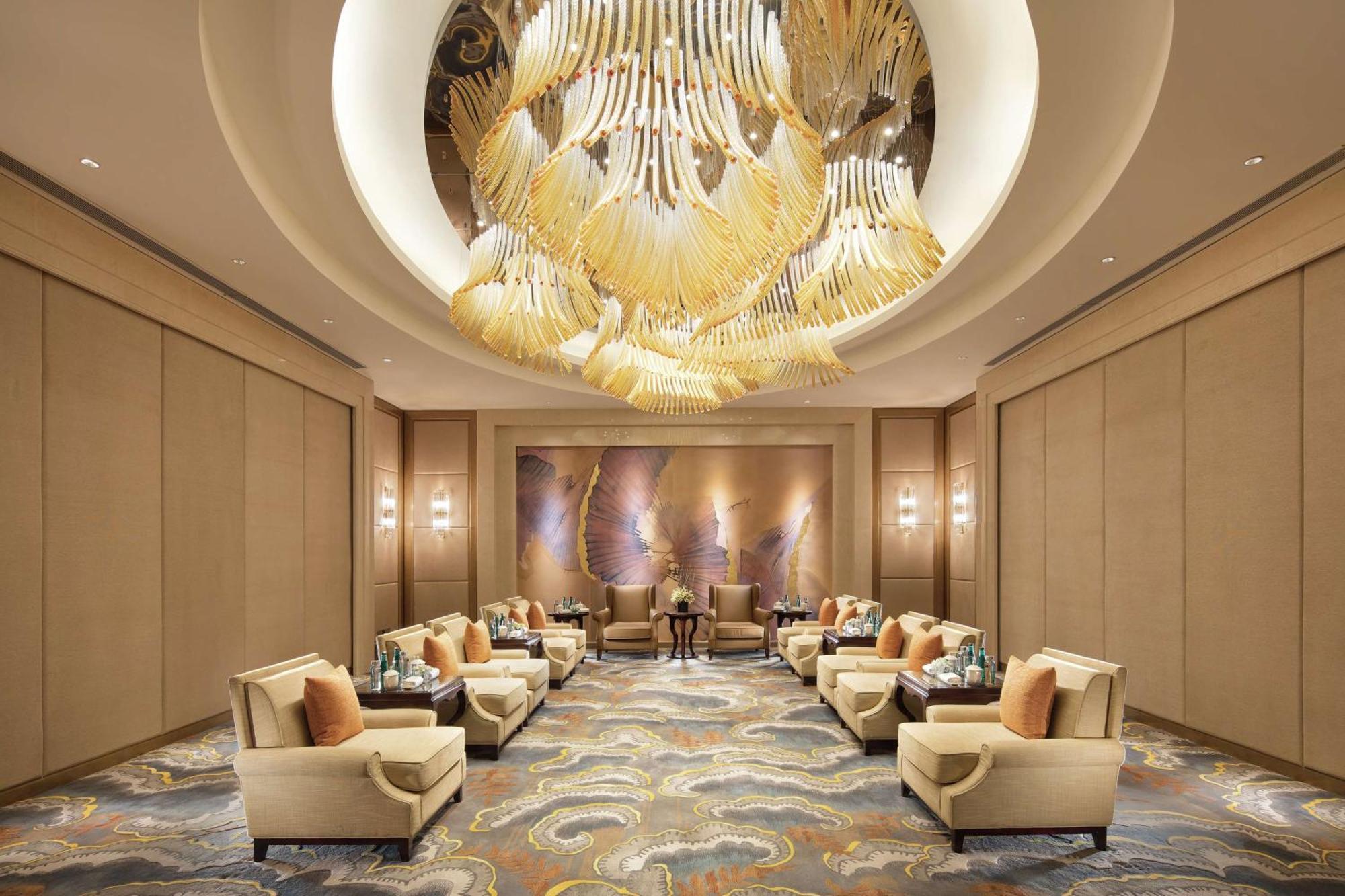 Hilton Shenyang Hotel Exterior photo