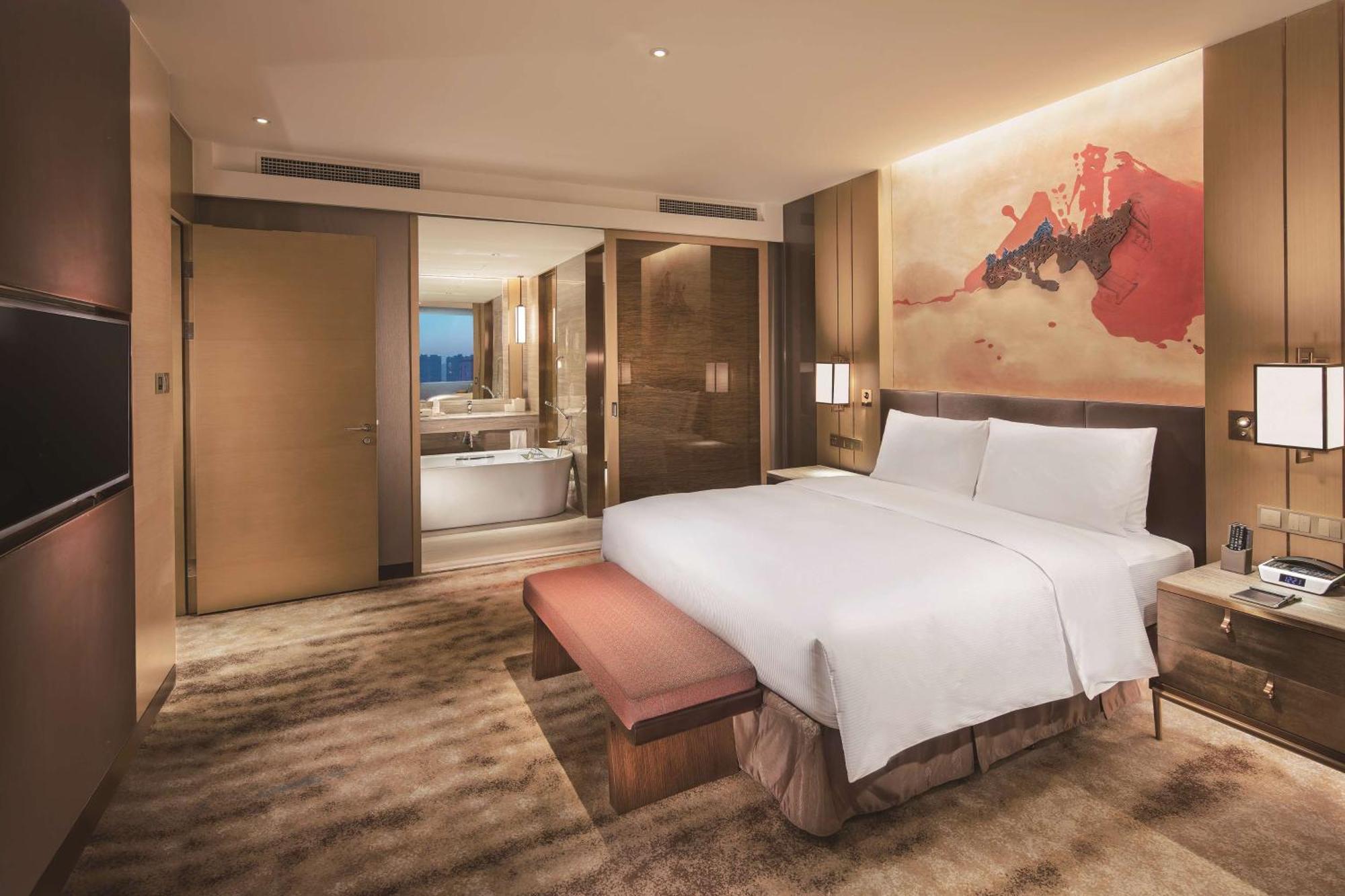Hilton Shenyang Hotel Exterior photo